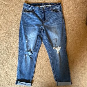 Revery distressed jeans
